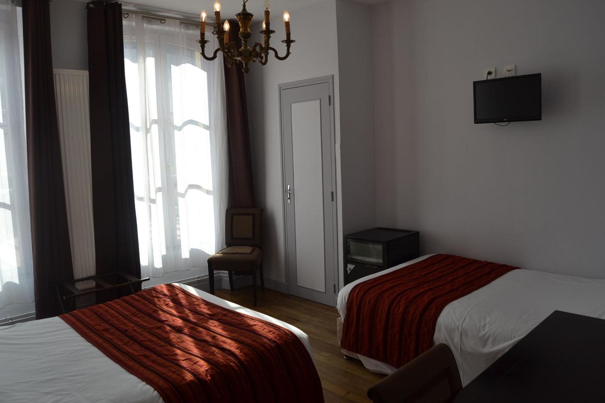 Brit Hotel Comtes De Champagne Centre Historique Troyes Buitenkant foto